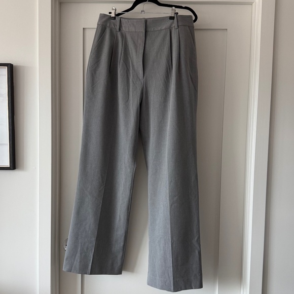 Favorite Daughter The Favorite Pant - Frost Grey - Picture 2 of 4